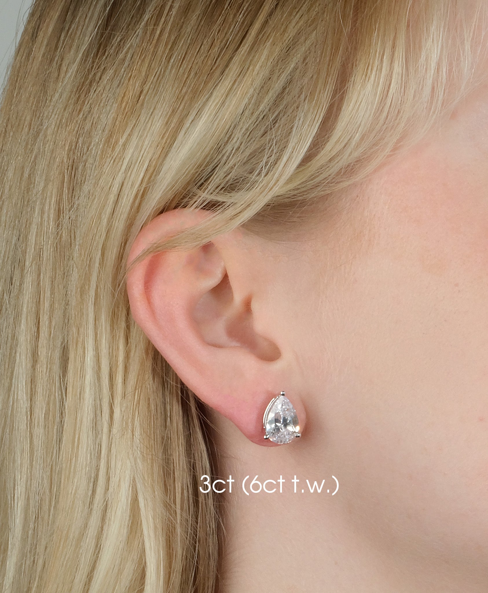 Pear Diamond Stud Earrings | DEF VS